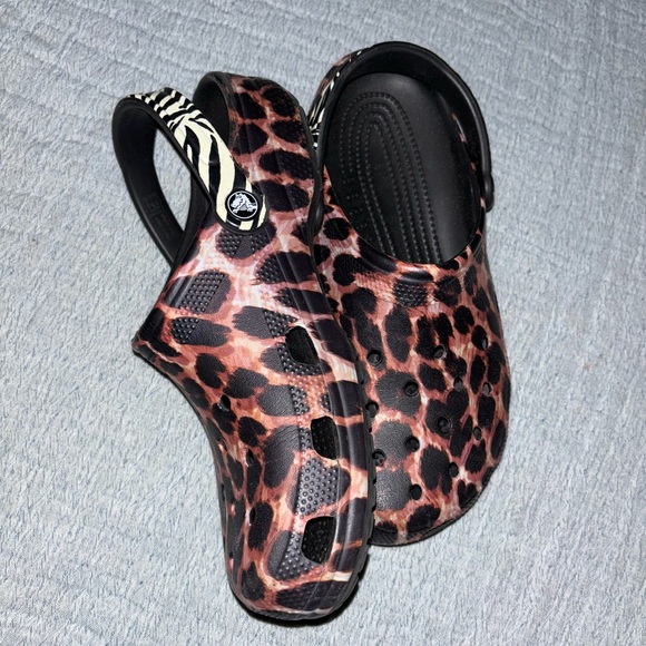 Crocs Classic Unisex Shoes Animal Print Clogs, Slip On M8 W 10 - Picture 4 of 8